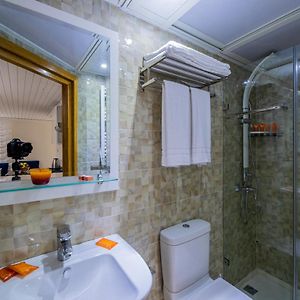 Studio con letto king size